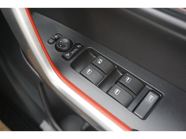 ライズ Ｚ　登録済未使用　シートヒーター　電子パーキング　ブレーキホールド　レーダークルーズコントロール　衝突軽減ブレーキ　横滑り防止装置　ＬＥＤヘッドライト　オートエアコン　１７インチホイール（25枚目）