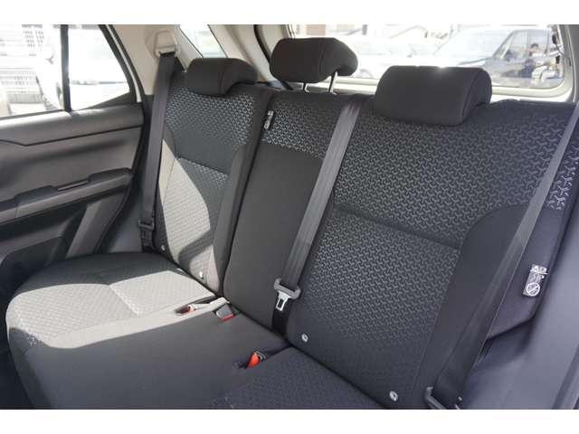 ライズ Ｚ　登録済未使用　シートヒーター　電子パーキング　ブレーキホールド　レーダークルーズコントロール　衝突軽減ブレーキ　横滑り防止装置　ＬＥＤヘッドライト　オートエアコン　１７インチホイール（60枚目）