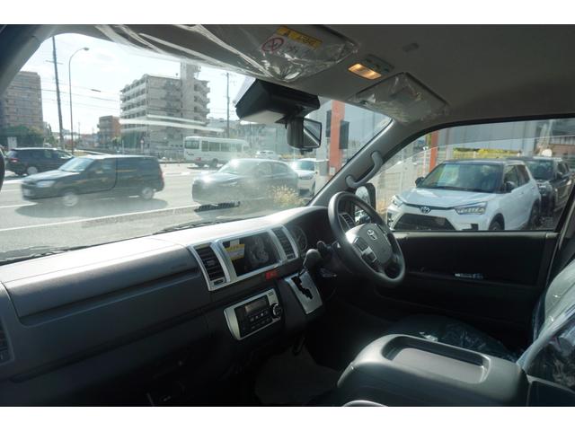 スタイリッシュでありながら、機能的で快適な上質空間を構成。