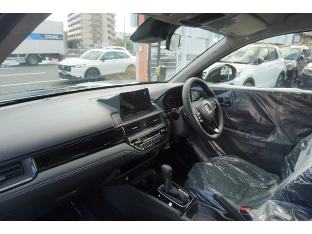 ＷＲ－Ｖ Ｚ＋　ブラックスタイル　登録済未使用車　特別仕様　ＬＥＤヘッドライト　レーダークルーズコントロール　ホンダセンシング　１７インチアルミホイール　本革巻ステアリングホイール　電動格納式リモコンドアミラー（18枚目）