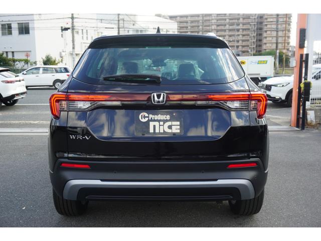 ＷＲ－Ｖ Ｚ＋　ブラックスタイル　登録済未使用車　特別仕様　ＬＥＤヘッドライト　レーダークルーズコントロール　ホンダセンシング　１７インチアルミホイール　本革巻ステアリングホイール　電動格納式リモコンドアミラー（67枚目）