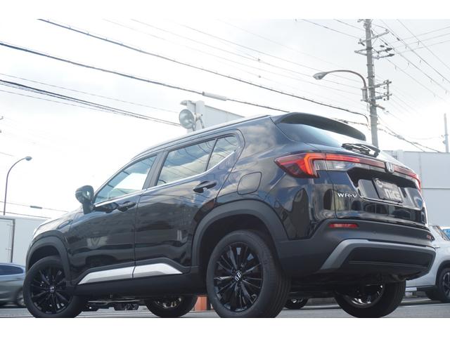 ＷＲ－Ｖ Ｚ＋　ブラックスタイル　登録済未使用車　特別仕様　ＬＥＤヘッドライト　レーダークルーズコントロール　ホンダセンシング　１７インチアルミホイール　本革巻ステアリングホイール　電動格納式リモコンドアミラー（79枚目）