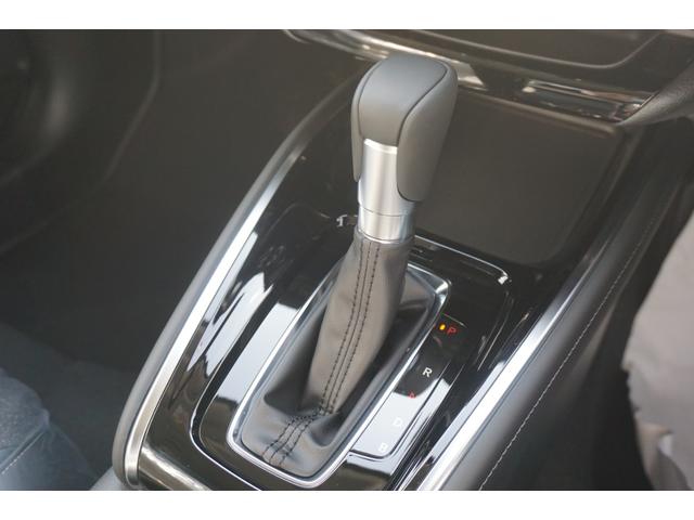 ヴェゼル ｅ：ＨＥＶ　Ｚ　登録済未使用　ホンダセンシング　パワーバックドア　ハーフレザーシート　バックカメラ　クルーズコントロール　ＬＥＤヘッドライト　ステアリングヒーター　シートヒーター　オートエアコン　禁煙車（21枚目）