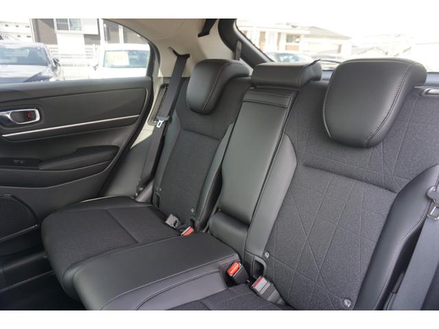 ヴェゼル ｅ：ＨＥＶ　Ｚ　登録済未使用　ホンダセンシング　パワーバックドア　ハーフレザーシート　バックカメラ　クルーズコントロール　ＬＥＤヘッドライト　ステアリングヒーター　シートヒーター　オートエアコン　禁煙車（72枚目）