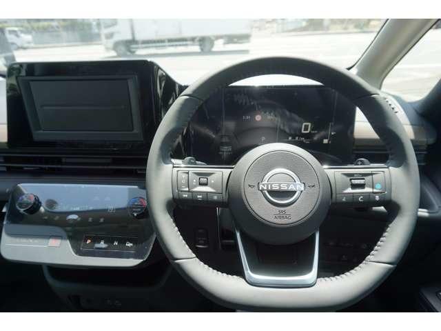 セレナ ｅ－パワー　ハイウェイスターＶ　登録済未使用車　両側パワースライドドア　レーダークルーズコントロール　ＬＥＤヘッドライト　ブラインドスポットモニター　電子パーキングブレーキ　ステアリングヒーター　衝突軽減ブレーキ（47枚目）