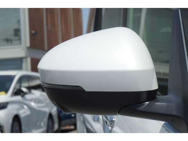 セレナ ｅ－パワー　ハイウェイスターＶ　登録済未使用車　両側パワースライドドア　レーダークルーズコントロール　ＬＥＤヘッドライト　ブラインドスポットモニター　電子パーキングブレーキ　ステアリングヒーター　衝突軽減ブレーキ（61枚目）