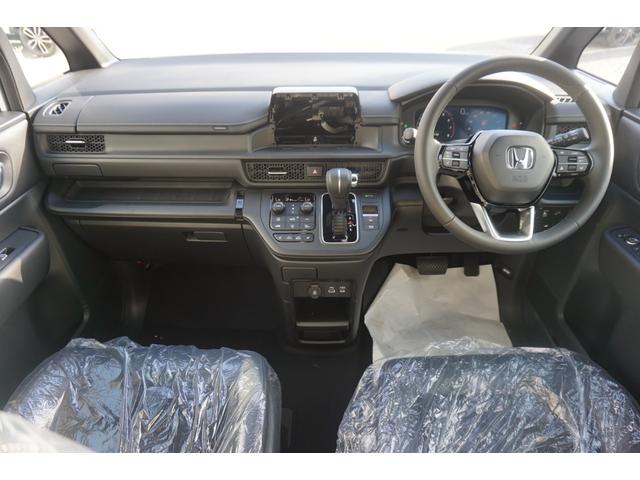 ステップワゴン スパーダ　登録済み未使用車　両側パワースライドドア　電動パワーバックドア　ＬＥＤヘッドライト　ブラインドスポットモニター　シートヒーター　オットマンシート　レーダークルーズコントロール　衝突軽減ブレーキ（19枚目）