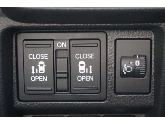 ステップワゴン スパーダ　登録済み未使用車　両側パワースライドドア　電動パワーバックドア　ＬＥＤヘッドライト　ブラインドスポットモニター　シートヒーター　オットマンシート　レーダークルーズコントロール　衝突軽減ブレーキ（60枚目）