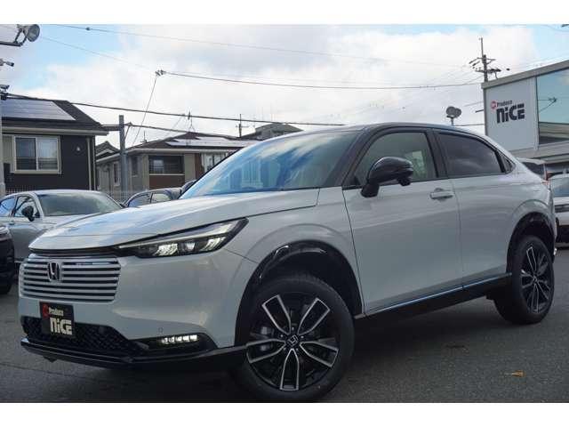 ヴェゼル ｅ：ＨＥＶ　Ｚ・ＰＬａＹパッケージ　登録済未使用車　Ｈｏｎｄａ　ＣＯＮＮＥＣＴディスプレー　ブラインドスポットモニター　ＬＥＤヘッドライト　シートヒーター　ビルトインＥＴＣ２．０　バックモニター　ハンズフリーアクセスパワーテールゲート（5枚目）