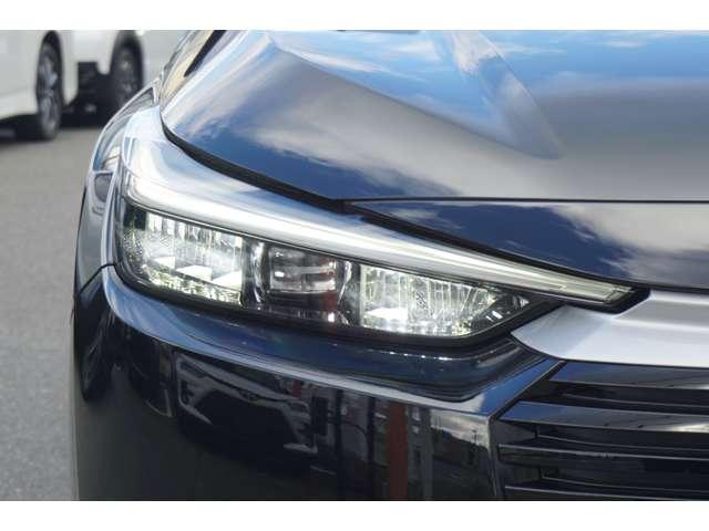 ヴェゼル ｅ：ＨＥＶ　Ｚ・ＰＬａＹパッケージ　登録済未使用車　Ｈｏｎｄａ　ＣＯＮＮＥＣＴディスプレー　ブラインドスポットモニター　ＬＥＤヘッドライト　シートヒーター　ビルトインＥＴＣ２．０　バックモニター　ハンズフリーアクセスパワーテールゲート（13枚目）