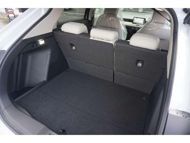 ヴェゼル ｅ：ＨＥＶ　Ｚ・ＰＬａＹパッケージ　登録済未使用車　Ｈｏｎｄａ　ＣＯＮＮＥＣＴディスプレー　ブラインドスポットモニター　ＬＥＤヘッドライト　シートヒーター　ビルトインＥＴＣ２．０　バックモニター　ハンズフリーアクセスパワーテールゲート（37枚目）