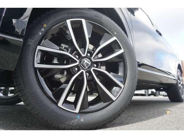 ヴェゼル ｅ：ＨＥＶ　Ｚ・ＰＬａＹパッケージ　登録済未使用車　Ｈｏｎｄａ　ＣＯＮＮＥＣＴディスプレー　ブラインドスポットモニター　ＬＥＤヘッドライト　シートヒーター　ビルトインＥＴＣ２．０　バックモニター　ハンズフリーアクセスパワーテールゲート（74枚目）