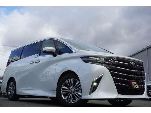 アルファードハイブリッド Ｚ　左右独立ムーンルーフ　ユニバーサルステップ　１４インチナビ　パノラミックビューモニター　デジタルインナーミラー　パワーバックドア（40枚目）