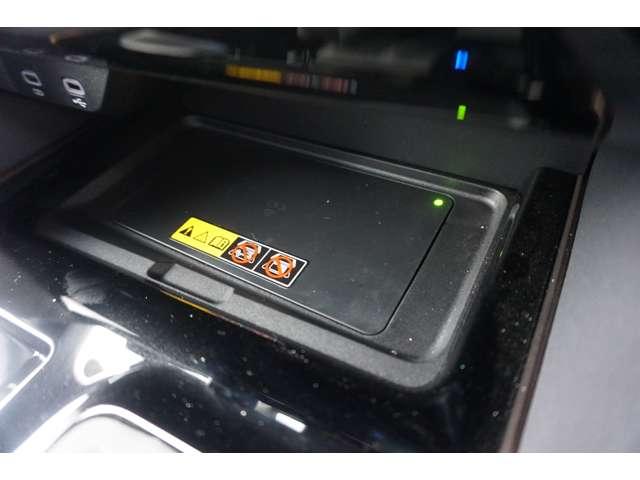 アルファードハイブリッド Ｚ　左右独立ムーンルーフ　ユニバーサルステップ　１４インチナビ　パノラミックビューモニター　デジタルインナーミラー　パワーバックドア（65枚目）