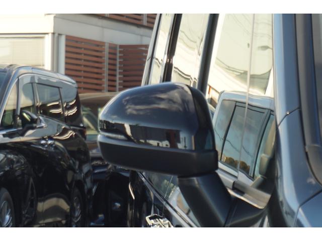 ステップワゴン ｅ：ＨＥＶスパーダ　登録済み未使用車　レーダークルーズコントロール　ブラインドスポットモニター　両側パワースライドドア　パワーバックドア　シートヒーター　ＬＥＤヘッドライト　ホンダセンシング　衝突軽減ブレーキ（12枚目）