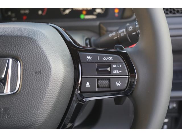 ステップワゴン ｅ：ＨＥＶスパーダ　登録済み未使用車　レーダークルーズコントロール　ブラインドスポットモニター　両側パワースライドドア　パワーバックドア　シートヒーター　ＬＥＤヘッドライト　ホンダセンシング　衝突軽減ブレーキ（23枚目）