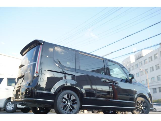 ステップワゴン ｅ：ＨＥＶスパーダ　登録済み未使用車　レーダークルーズコントロール　ブラインドスポットモニター　両側パワースライドドア　パワーバックドア　シートヒーター　ＬＥＤヘッドライト　ホンダセンシング　衝突軽減ブレーキ（41枚目）