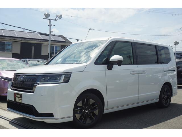 �㎿�Ɏd���Ă��A�͋����L�т₩�ȃV���G�b�g�B���݂������������A�o���p�[�ɁA�{�f�B�[�������͂ރ��b�L���[���A�e�[���Q�[�g�X�|�C���[�Ƃ����܂��āA���͋����L�т₩�ȃV���G�b�g�ɁB