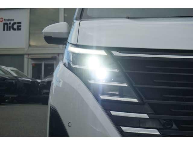 �k�d�c�w�b�h���C�g�I