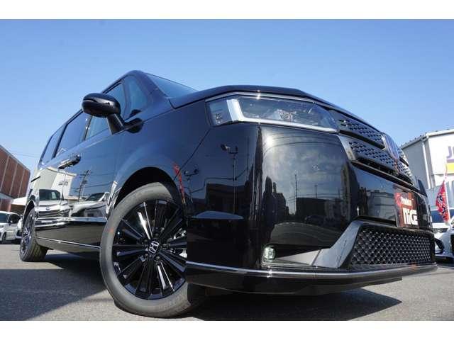 ステップワゴン ｅＨＥＶスパーダプレミアムラインブラックエディション　登録済未使用　全周囲カメラ　左右パワースライドドア　パワーバックドア　シートヒーター　リア独立エアコン　専用スエード調インテリア（8枚目）