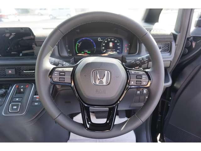 ステップワゴン ｅＨＥＶスパーダプレミアムラインブラックエディション　登録済未使用　全周囲カメラ　左右パワースライドドア　パワーバックドア　シートヒーター　リア独立エアコン　専用スエード調インテリア（68枚目）