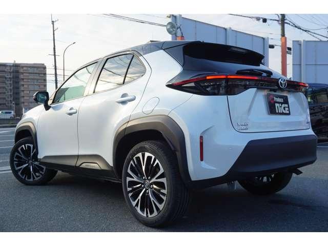 ヤリスクロス ハイブリッドＺ　トヨタ純正８インチディスプレイオーディオ　トヨヤチームメイトアドバンス　パノラミックビューモニター　ブラインドスポットモニター　パワーシート　前席シートヒーター付き　ステアリングヒーター　ＥＴＣ（11枚目）