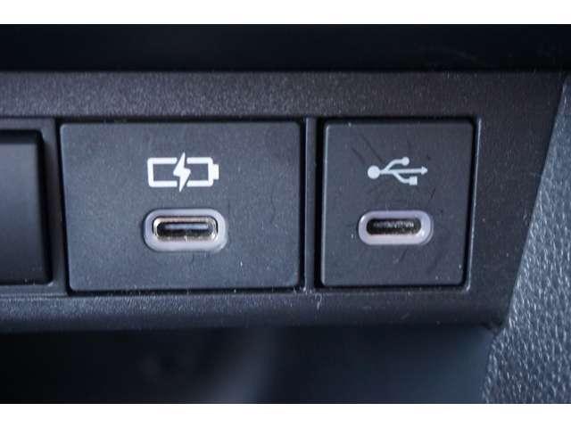 ヤリスクロス ハイブリッドＺ　トヨタ純正８インチディスプレイオーディオ　トヨヤチームメイトアドバンス　パノラミックビューモニター　ブラインドスポットモニター　パワーシート　前席シートヒーター付き　ステアリングヒーター　ＥＴＣ（28枚目）