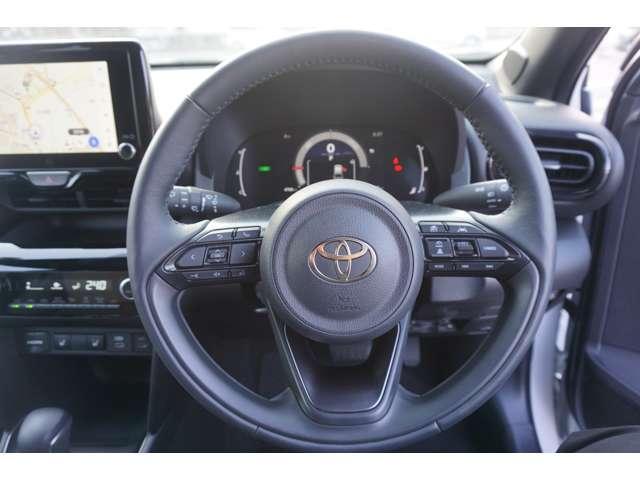 ヤリスクロス ハイブリッドＺ　トヨタ純正８インチディスプレイオーディオ　トヨヤチームメイトアドバンス　パノラミックビューモニター　ブラインドスポットモニター　パワーシート　前席シートヒーター付き　ステアリングヒーター　ＥＴＣ（29枚目）