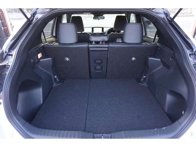 ヤリスクロス ハイブリッドＺ　トヨタ純正８インチディスプレイオーディオ　トヨヤチームメイトアドバンス　パノラミックビューモニター　ブラインドスポットモニター　パワーシート　前席シートヒーター付き　ステアリングヒーター　ＥＴＣ（54枚目）