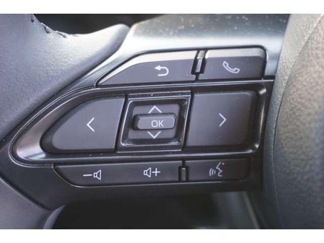 ヤリスクロス ハイブリッドＺ　トヨタ純正８インチディスプレイオーディオ　トヨヤチームメイトアドバンス　パノラミックビューモニター　ブラインドスポットモニター　パワーシート　前席シートヒーター付き　ステアリングヒーター　ＥＴＣ（69枚目）