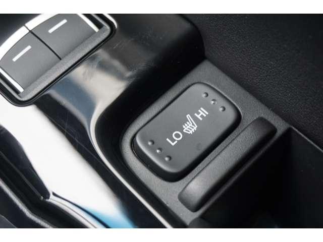 �V�[�g�q�[�^�[�i�^�]�ȁE����ȁj�^�]�ȁE����ȂɃq�[�^�[��z�u�B�����Ԃ̃h���C�u�ŕ��S�̂�����₷�����⍘�A��������Ă̗�[���ɗ₦�₷�����������߂܂��B�g�h�|�k�n�̐؂�ւ����\�ł��B