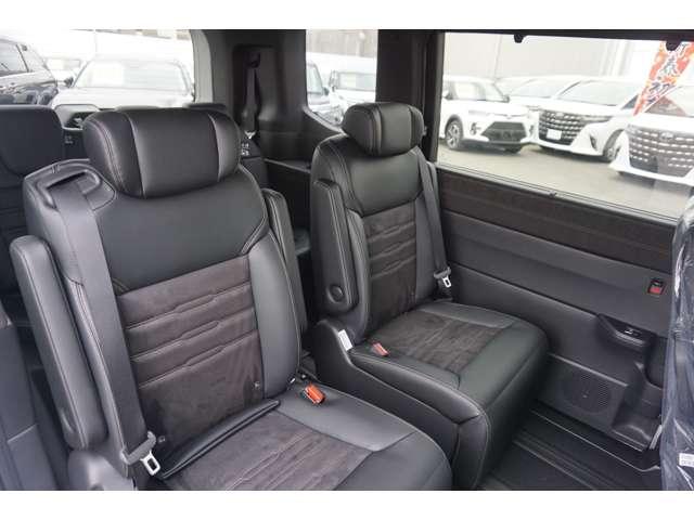 �Q��ڃI�b�g�}���I������葫��L�΂��Ă��낰�܂��I����ɃV�[�g�q�[�^�[�������I