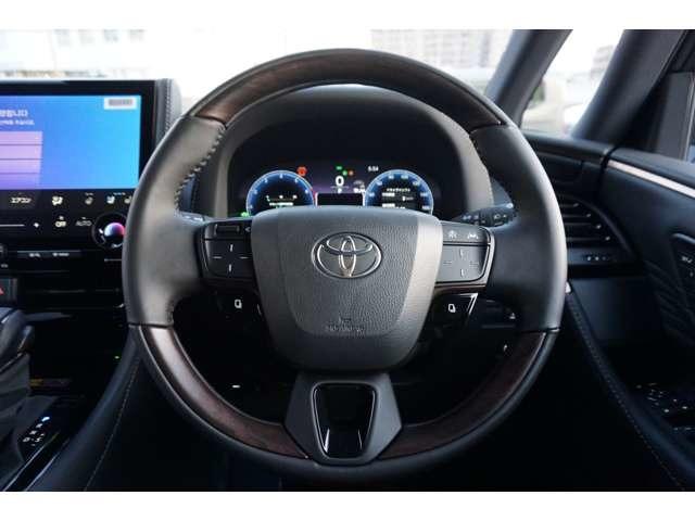 アルファード Ｚ　左右独立ムーンルーフ　１４インチナビ　パノラミックビューモニター　デジタルインナーミラー　ブラインドスポットモニター　パワーバックドア　３眼ＬＥＤヘッドランプ　禁煙車　純正１８インチアルミホイール（74枚目）