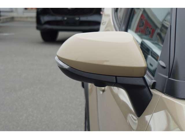 ヤリスクロス ハイブリッドＺ　ディスプレイオーディオ　フルセグＴＶ　パノラミックビューモニター　レーダークルーズコントロール　シートヒーター　ステアリングヒーター　パワーシート　ブラインドスポットモニター　オートライト（15枚目）