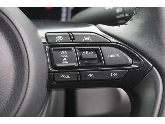 ヤリスクロス ハイブリッドＺ　ディスプレイオーディオ　フルセグＴＶ　パノラミックビューモニター　レーダークルーズコントロール　シートヒーター　ステアリングヒーター　パワーシート　ブラインドスポットモニター　オートライト（65枚目）