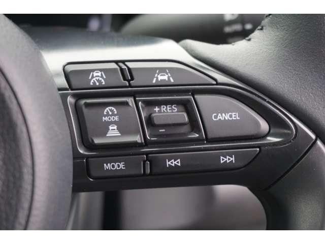 ヤリスクロス ハイブリッドＺ　ディスプレイオーディオ　フルセグＴＶ　パノラミックビューモニター　レーダークルーズコントロール　シートヒーター　ステアリングヒーター　パワーシート　ブラインドスポットモニター　オートライト（30枚目）