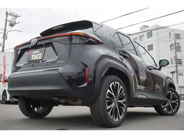 ヤリスクロス ハイブリッドＺ　ディスプレイオーディオ　フルセグＴＶ　パノラミックビューモニター　レーダークルーズコントロール　シートヒーター　ステアリングヒーター　パワーシート　ブラインドスポットモニター　オートライト（77枚目）