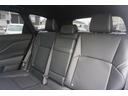 セカンドシートも広々しております!長距離ドライブでもゆったりくつろげます★