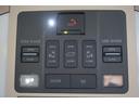 エグゼクティブラウンジ　登録済未使用　ホワイトレザー　１４インチＤＡプラス　ＪＢＬサウンド　１４インチリアエンターテインメント　ユニバーサルステップ　１９インチアルミ　左右独立ムーンルーフ　全周囲カメラ　ブラインドスポットＭ（76枚目）