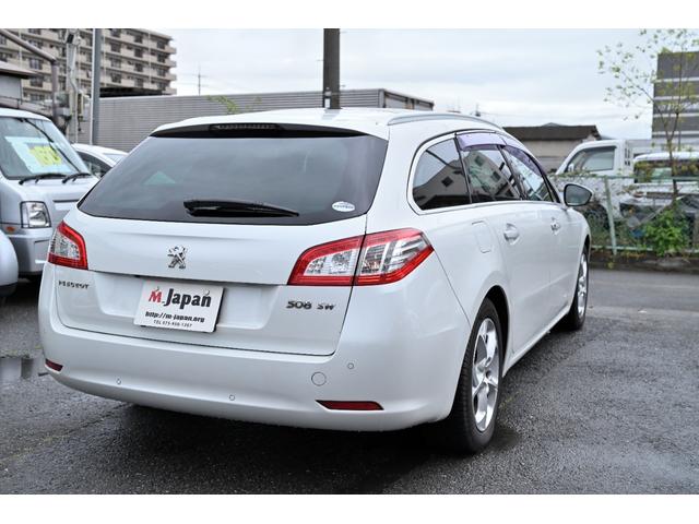 ５０８ ＳＷ　グリフ　ＨＤＤナビ　フルセグ　バックカメラ　革シート（ヒーター付）　ＨＩＤ　クルーズコントロール　パワーバックドア　クリアランスソナー　パドルシフト　ＨＵＤ　スマートキー　プッシュスタート　ＡＷ　左後窓修理済（41枚目）