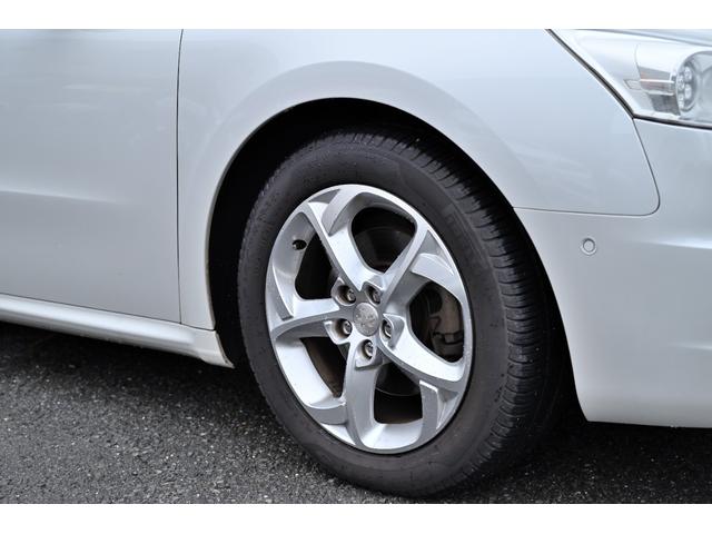 ５０８ ＳＷ　グリフ　ＨＤＤナビ　フルセグ　バックカメラ　革シート（ヒーター付）　ＨＩＤ　クルーズコントロール　パワーバックドア　クリアランスソナー　パドルシフト　ＨＵＤ　スマートキー　プッシュスタート　ＡＷ　左後窓修理済（48枚目）