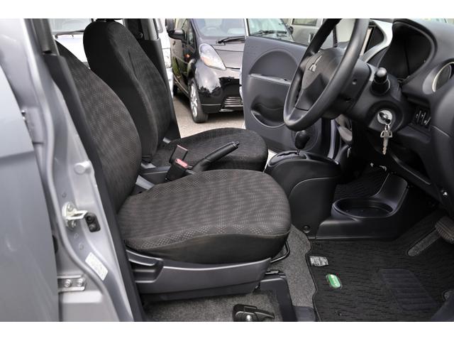 アイミーブ Ｍ　カロッツェリアＨＤＤナビ　フルセグ　バックカメラ　ＥＴＣ　充電ケーブル有り　オートエアコン　キーレス　フルオートパワーウィンドウ　満充電１０４ｋｍ（18枚目）