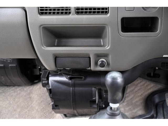 ディアスワゴン スーパーチャージャー スーパーチャージャー 4WD 5速ミッション車 タフパッケージ リアヒーター フルフラット フォグ ルーフスポイラー ノーマル車 リアエンジン 4輪独立懸架(26枚目)