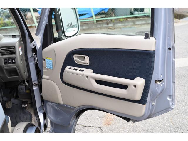 ディアスワゴン スーパーチャージャー スーパーチャージャー 4WD 5速ミッション車 タフパッケージ リアヒーター フルフラット フォグ ルーフスポイラー ノーマル車 リアエンジン 4輪独立懸架(34枚目)