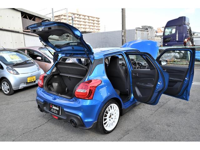 内装、外装詳細画像に加え下廻りの写真も掲載するようにしました。弊社では４駆が多いですので錆び腐りの状態を（錆腐りの無い車両を仕入れてますが！）確認してもらえるように。