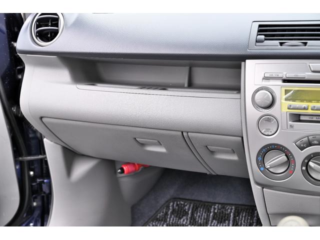 デミオ カジュアル　カジュアルフレンドパッケージＡ　１５００ｃｃ　５速マニュアルミッション車　ＥＴＣ　キーレス　フル装備　社外アルミホイール　電格ミラー（36枚目）