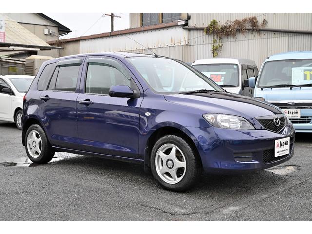 デミオ カジュアル　カジュアルフレンドパッケージＡ　１５００ｃｃ　５速マニュアルミッション車　ＥＴＣ　キーレス　フル装備　社外アルミホイール　電格ミラー（57枚目）