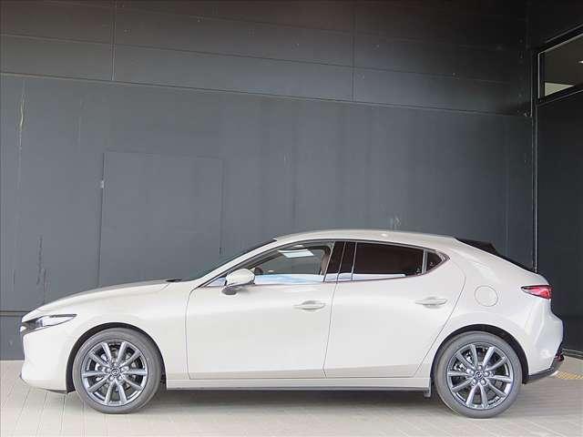 MAZDA3ファストバック 2.0 20S ツーリング バーガンディレザー/ナビ/ETC/ドライブレコ(7枚目)