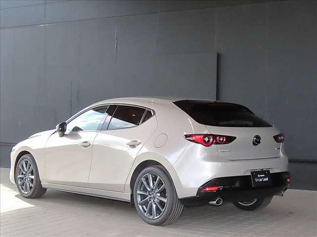 MAZDA3ファストバック 2.0 20S ツーリング バーガンディレザー/ナビ/ETC/ドライブレコ(8枚目)
