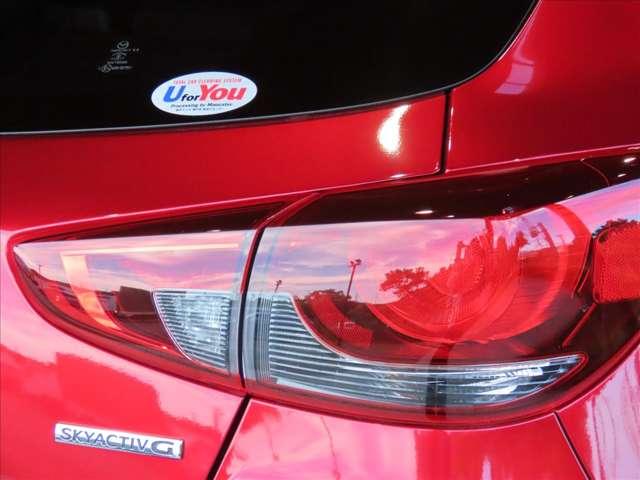 MAZDA2 1.5 15S ブラック トーン エディション SKYACTIV-G / マツダコネクト8インチモニ(9枚目)